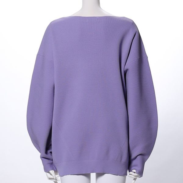 Vネックバルーンスリーブニット