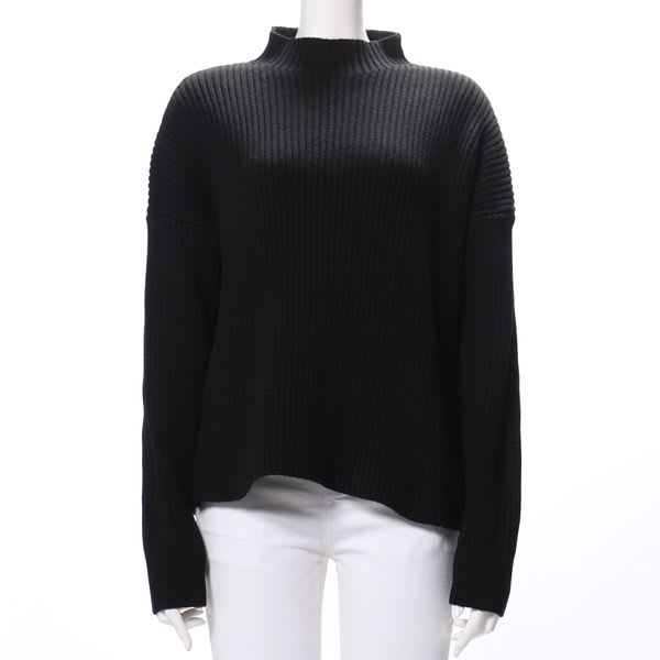 ドロップショルダーオフネックニット