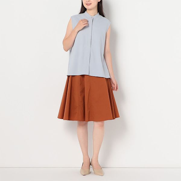 ウエストボタンフレアスカート