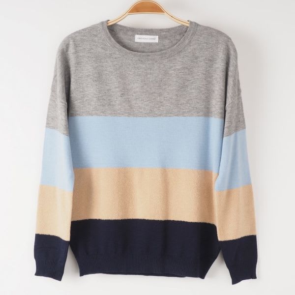 フェザー切り替え配色ニット