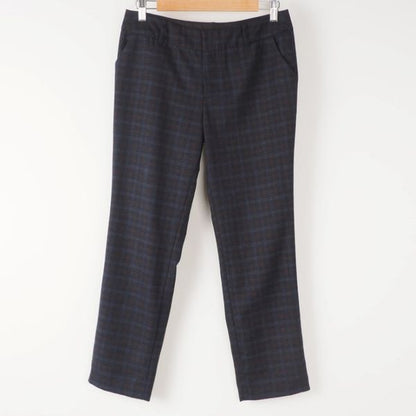 チェック柄パンツ