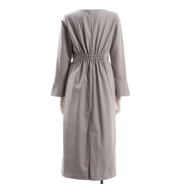 ウエストタックメタルパーツワンピース