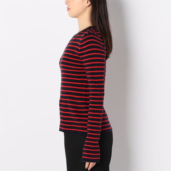 ボーダー柄クルーネックニット