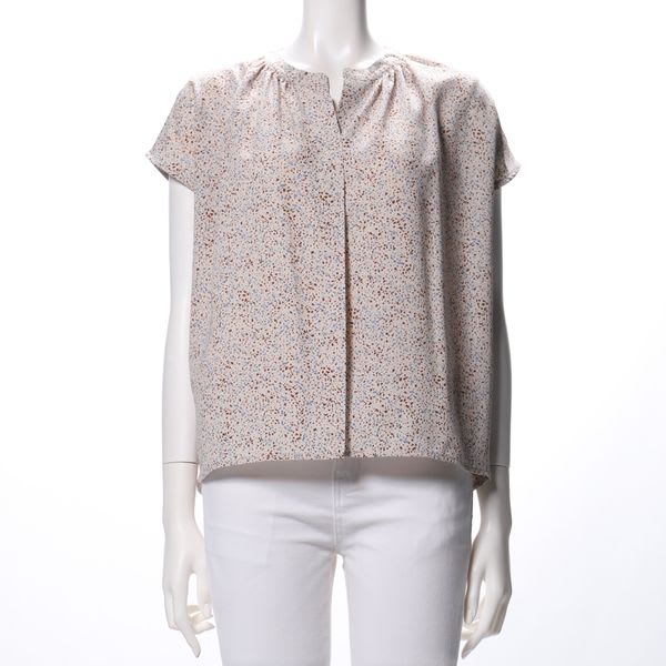 幾何柄プリントオープンフロントネックブラウス