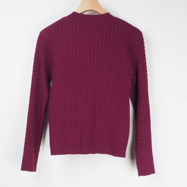 クルーネックシンプルニット