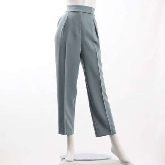 タックテーパードパンツ