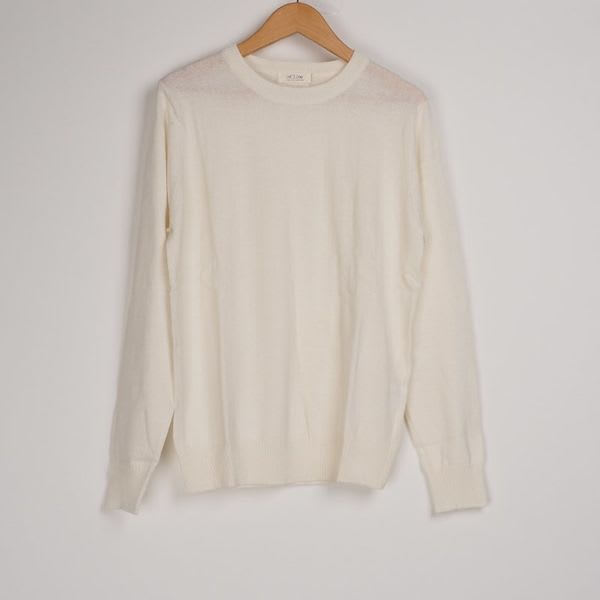 クルーネックニットトップス