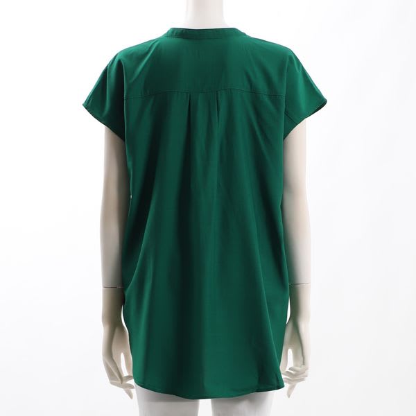 タック入りスキッパーシャツ