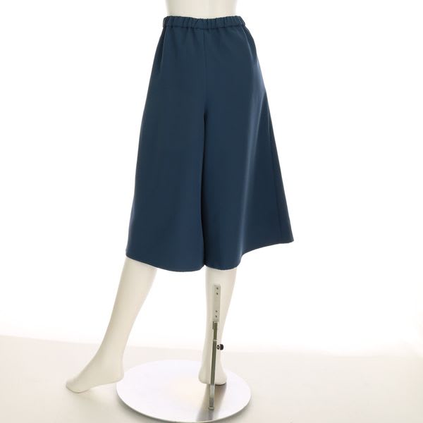 タックワイドパンツ