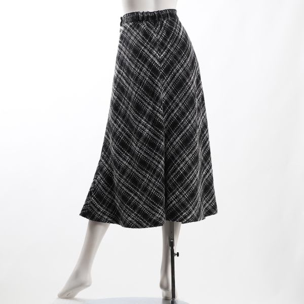 チェック柄フレアスカート