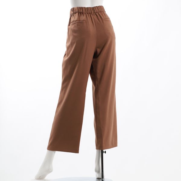 シンプルセミワイドパンツ