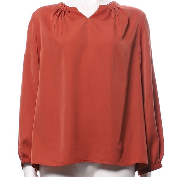 ギャザーデザインオープンフロントネックブラウス