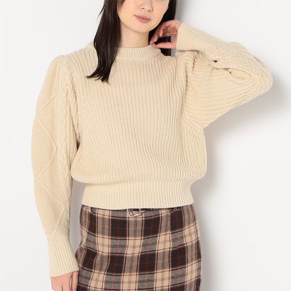 ボリュームスリーブニット