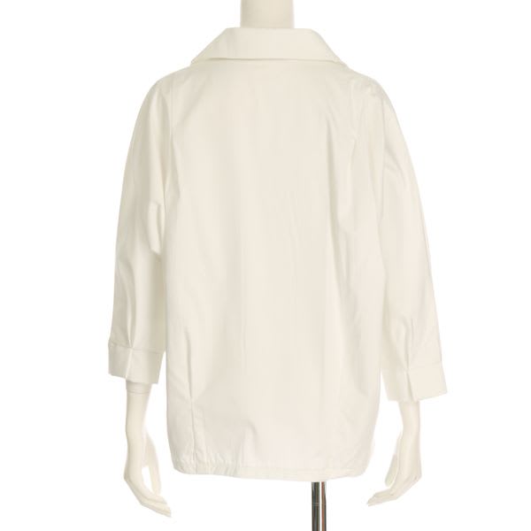 ざっくり開きＶネックシャツ