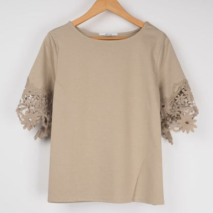 袖レースカットソー