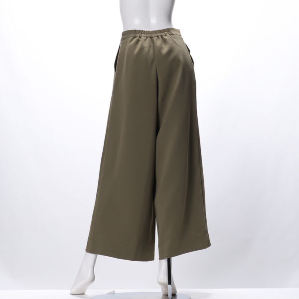 ポケットデザインフレアパンツ