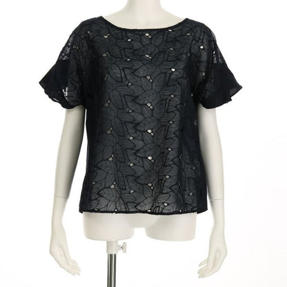 フラワー刺繍フリルブラウス