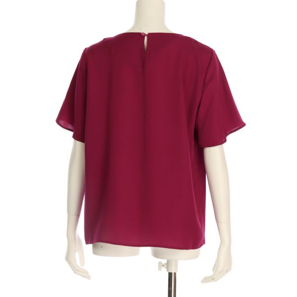 タックデザインブラウス