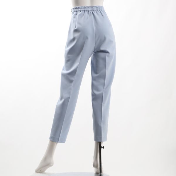 センターシームテーパードパンツ