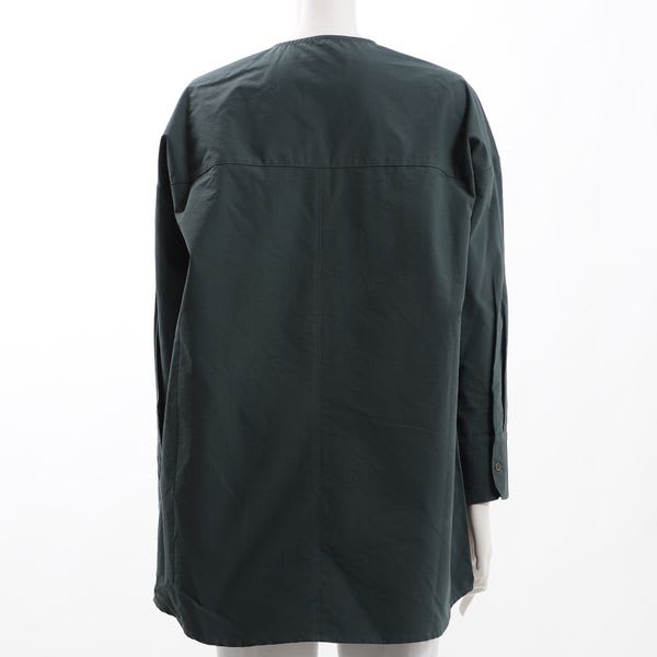 フロントボタンバックテールブラウス