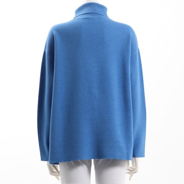 サイドスリットタートルネックニット