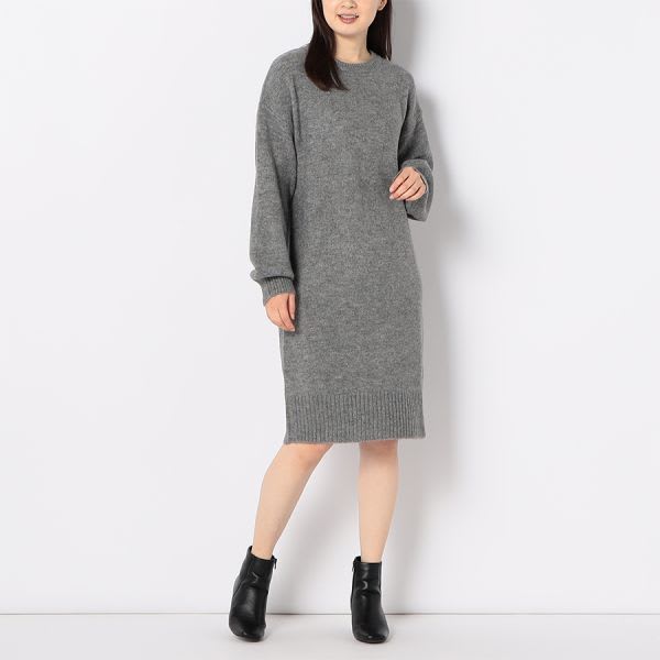 ゆったりお袖ニットワンピース