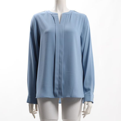 キーネックオープンフロントブラウス