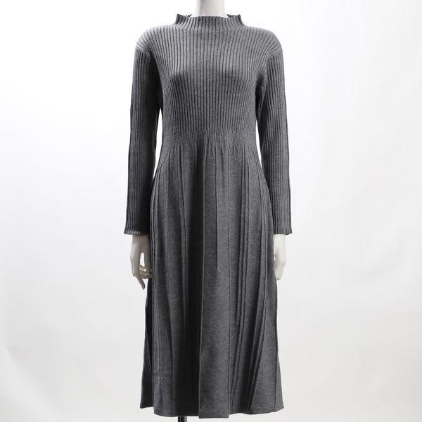 ボトルネックリブニットワンピース