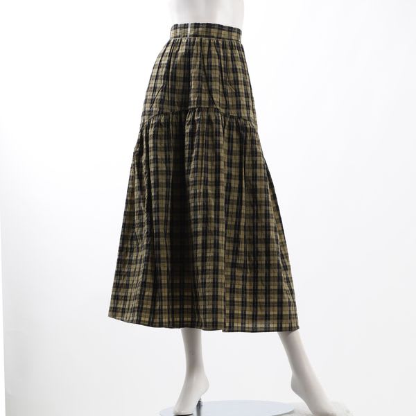 タータンチェック柄フレアスカート