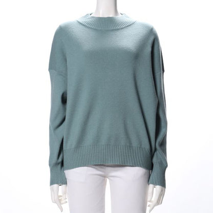 ゆったりデザインクルーネックニット