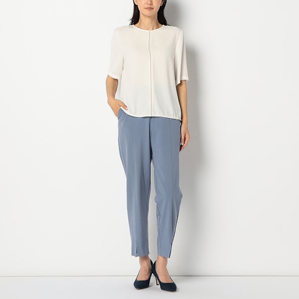 フロントスリットテーパードパンツ