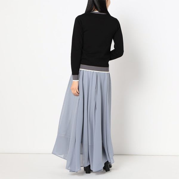 配色デザインクルーネックニット