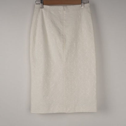 ジャガードタイトスカート