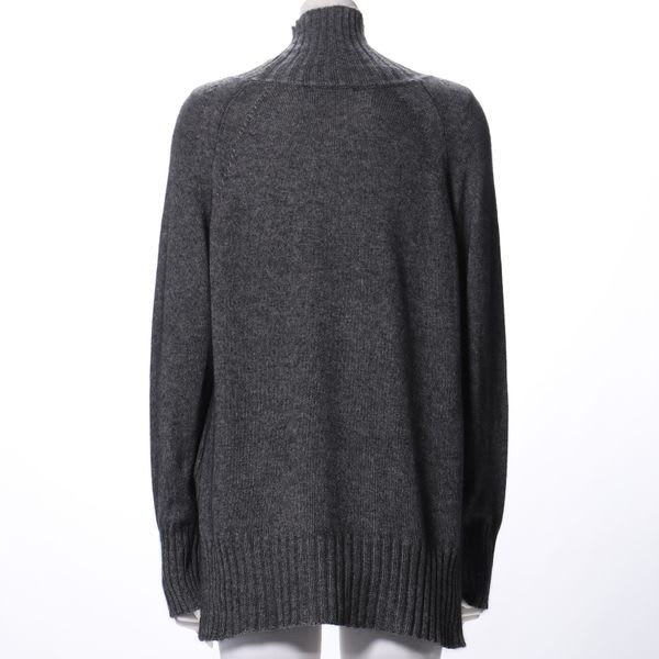 ラクーンリヨセル混サイドスリットタートルニットプルオーバー