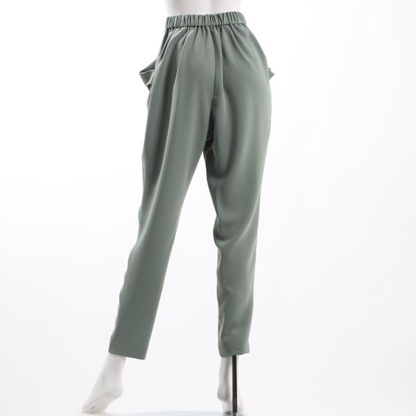 裾プリーツボートネックカットソー