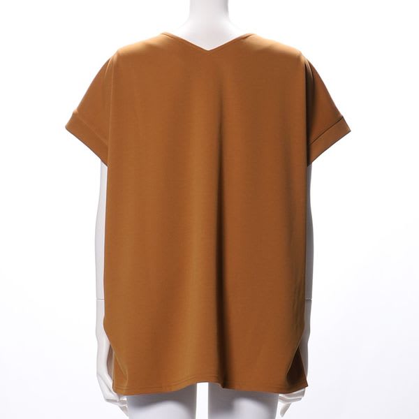 タックVネックカットソー