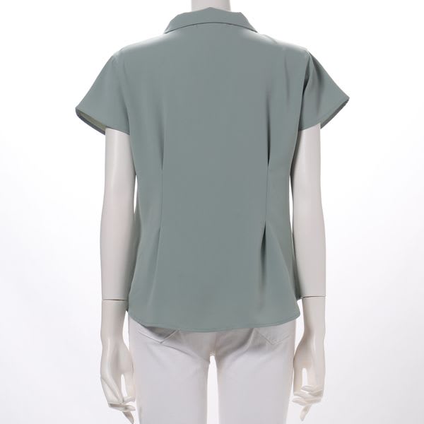 オープンカラーブラウス