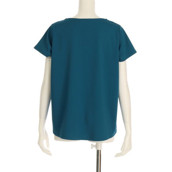 シンプルデザインVネックカットソー