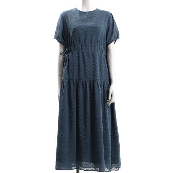 表情のある生地ウエストドロストデザインワンピース