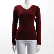 Vネックリブニット