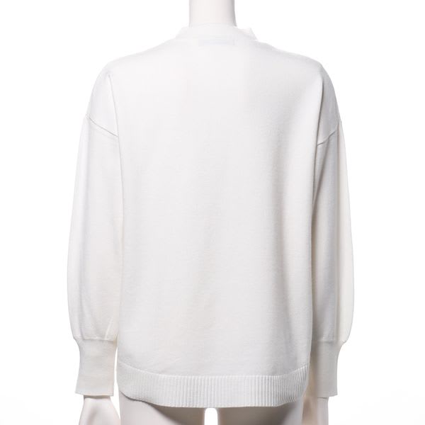 バックテールデザインニット