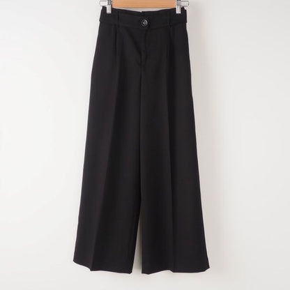 ベルト付きタックワイドパンツ