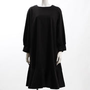 裾フレアワンピース