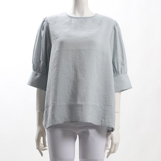 パフスリーブブラウス