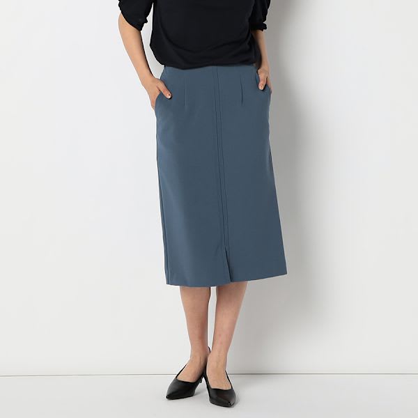 センターシームフロントスリットタイトスカート