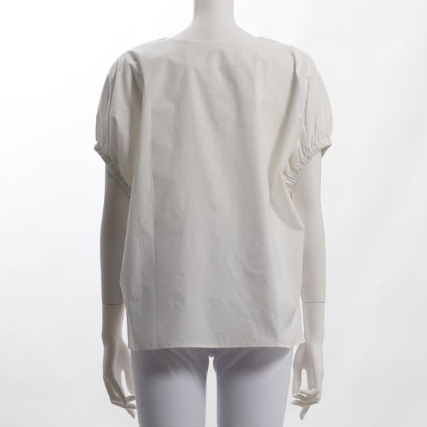 ギャザー袖Vネックブラウス