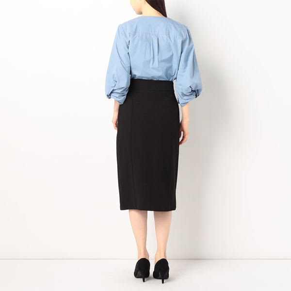 ノーカラーツイストスリーブブラウス