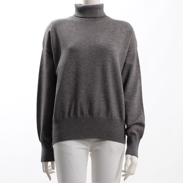 バックシームデザインタートルネックニット