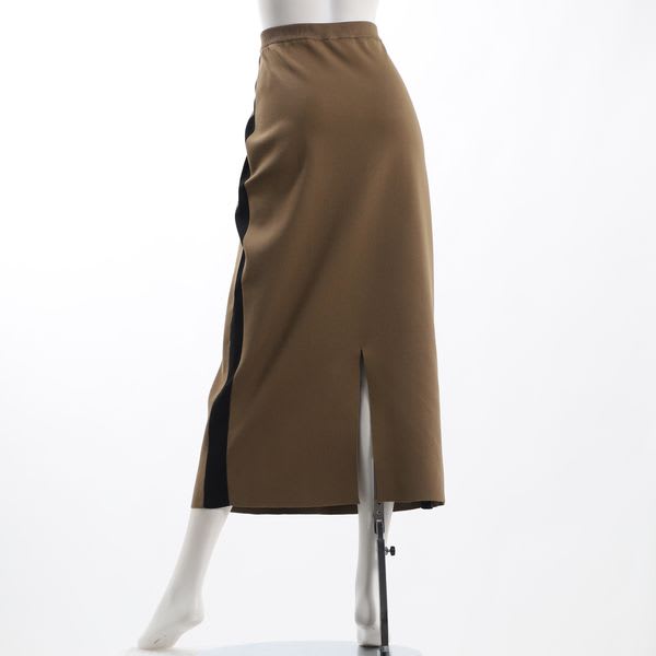 配色ライン入りニットスカート