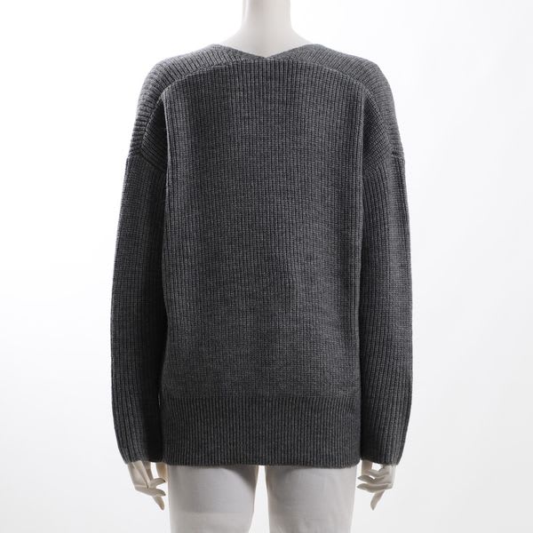 ドロップショルダーVネックニット